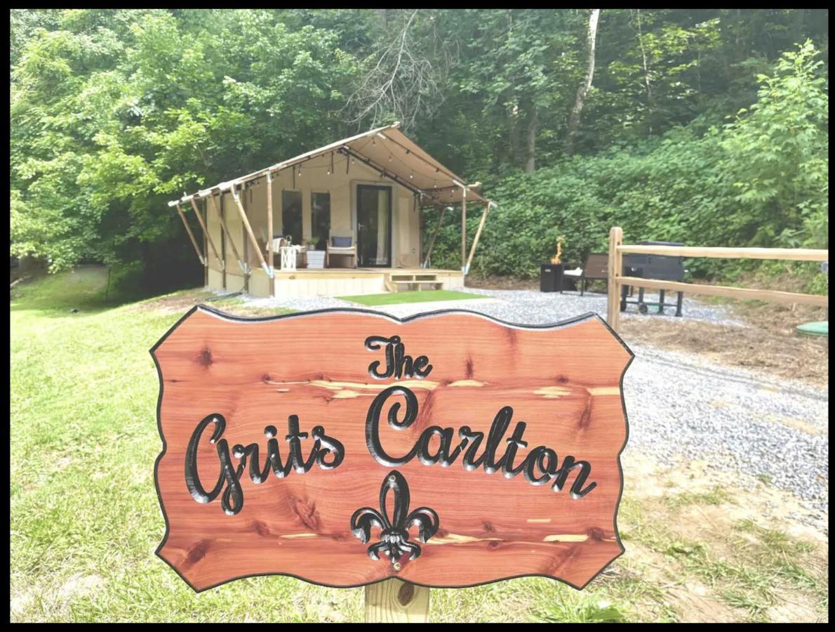 Отель Firefly Season Glamping Севьервилл Экстерьер фото